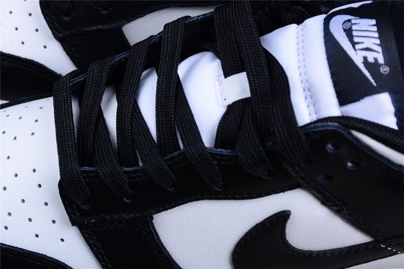 Tênis Nike Dunk SB Low Retro White Black