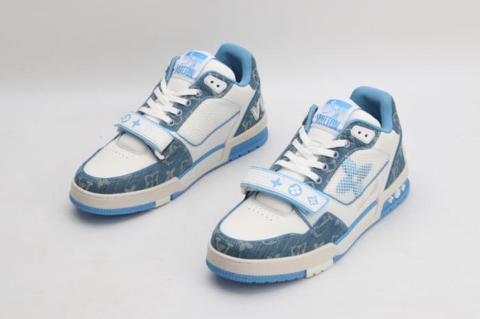 Tênis Louis Vuitton Trainer Monogram Denim