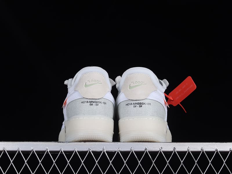 Tênis Nike Air Force 1 Low Off-White