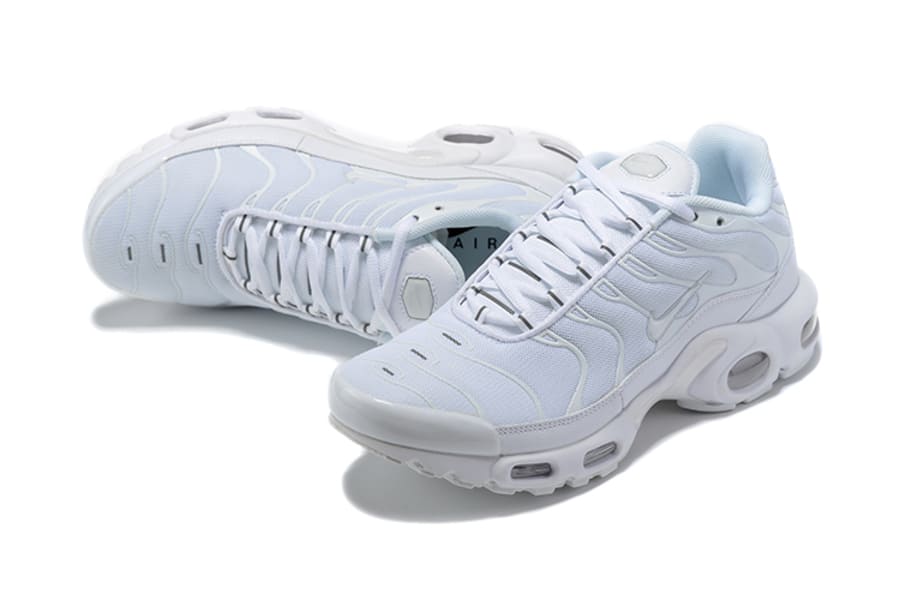 Tênis Air Max TN Plus Triple White