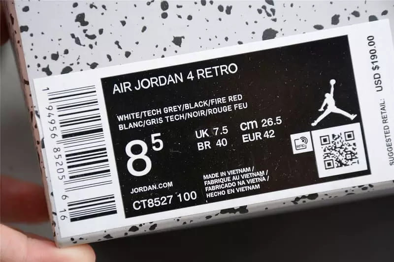 Tênis Air Jordan 4 Retro White Oreo