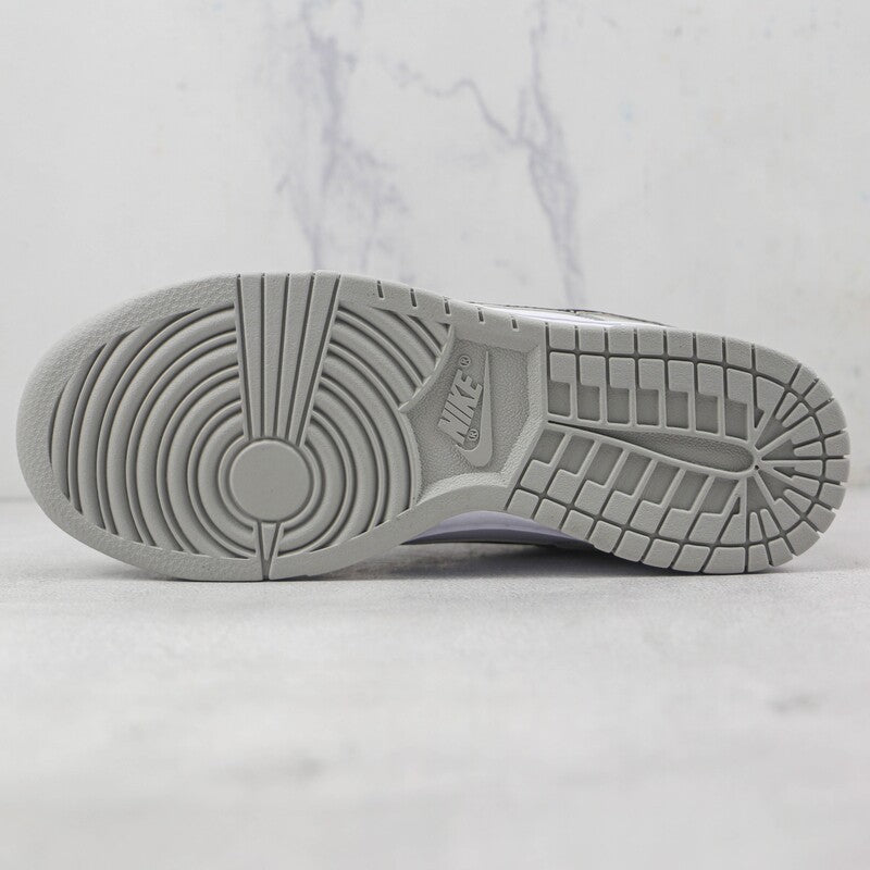Tênis Nike Dunk Low SE Jackpot