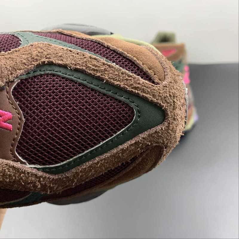 Tênis New Balance 9060 Rich Oak Burgundy