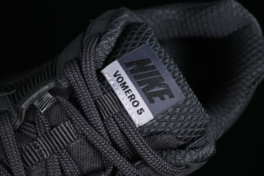Tênis Nike Zoom Vomero 5 Anthracite