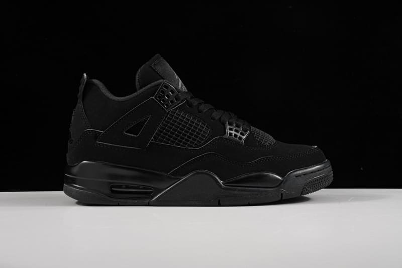 Tênis Air Jordan 4 Black Cat