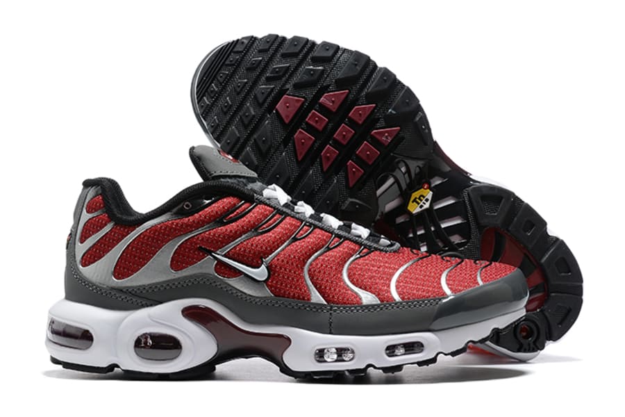 Tênis Air Max TN Plus Team Red Cool Grey