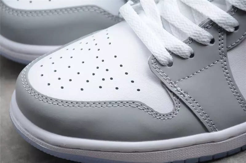Tênis Jordan 1 Low Wolf Grey