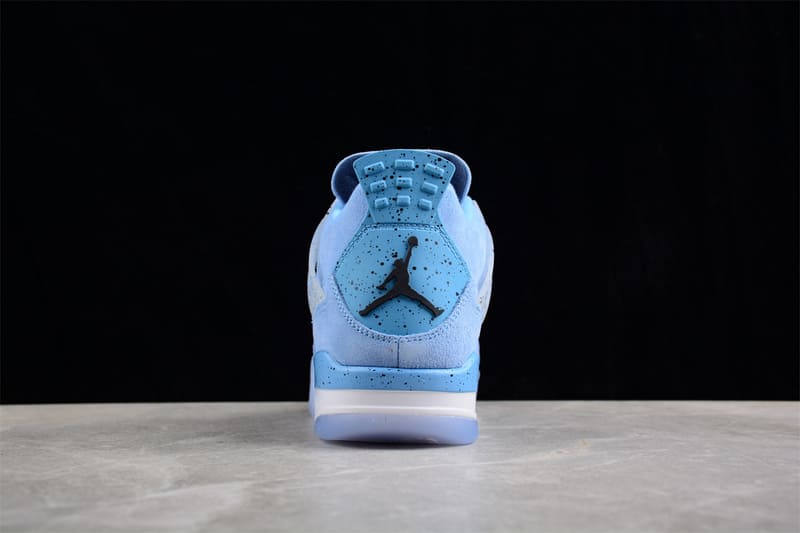 Tênis Air Jordan 4 Retro 'UNC' PE