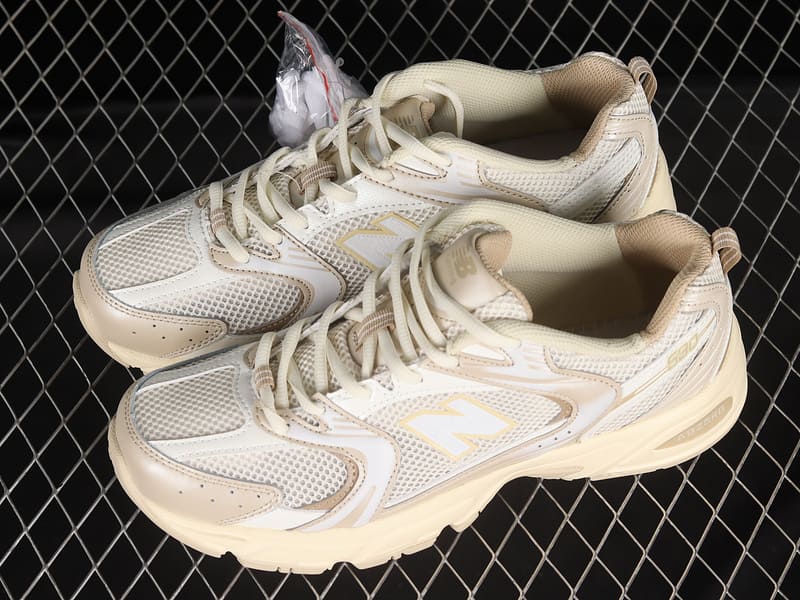 Tênis New Balance 530 Beige