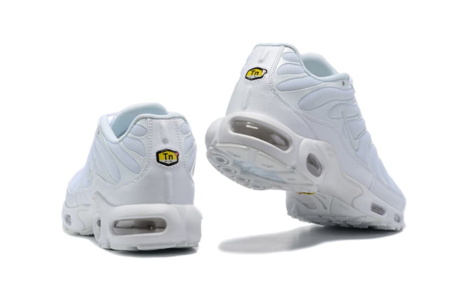 Tênis Air Max TN Plus Triple White