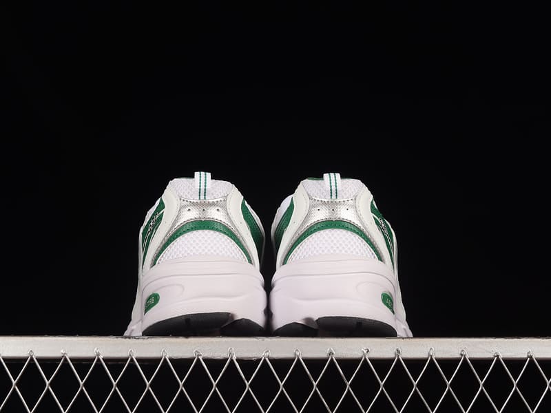 Tênis New Balance 530 White Nightwatch Green
