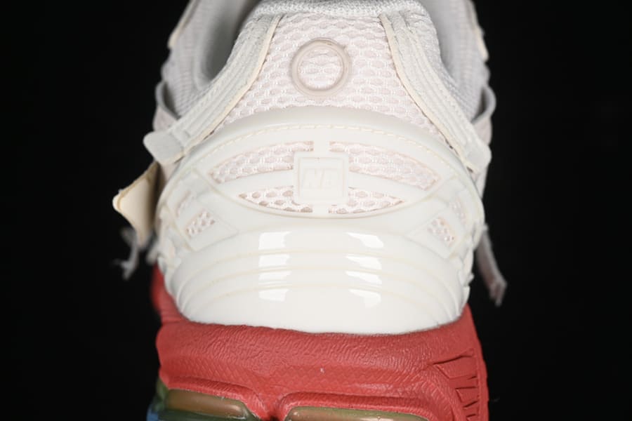 Tênis New Balance 1906A Sea Salt Astro