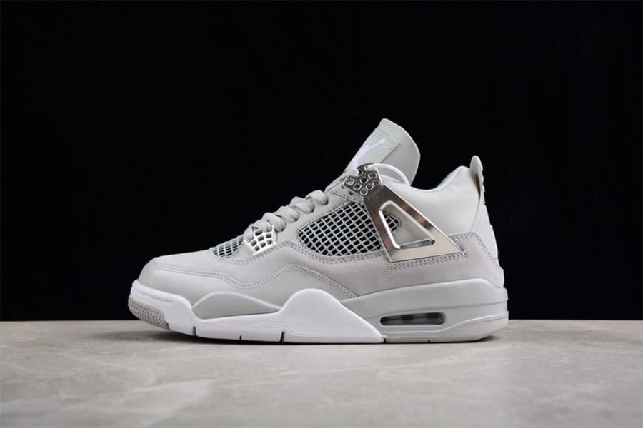 Tênis Air Jordan 4 Frozen Moments