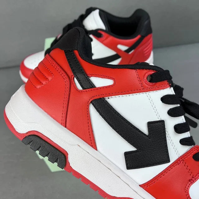 Tênis Off-White Out Of Office "OOO" Black White Red