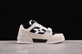 Tênis Louis Vuitton Trainer Black White Cream
