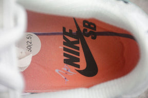 Tênis Nike SB Dunk Low Turbo Green x April Skateboards