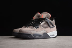 Tênis Air Jordan 4 Taupe Haze