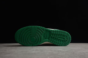 Tênis Nike Dunk Low SE Lottery