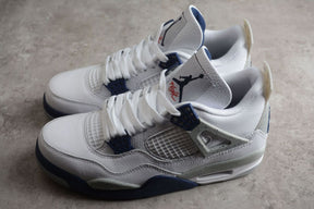 Tênis Air Jordan 4 Midnight Navy