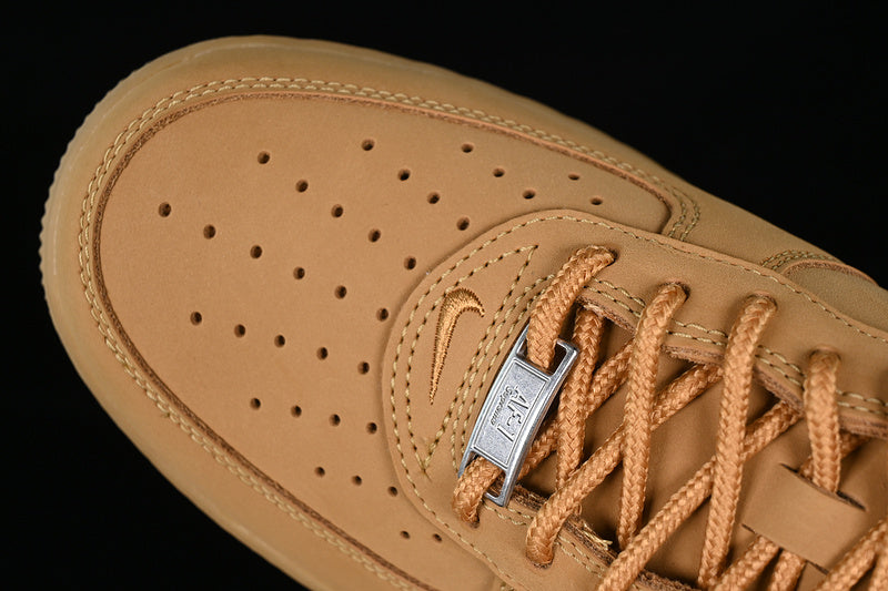 Tênis Nike Air Force 1 Supreme Wheat