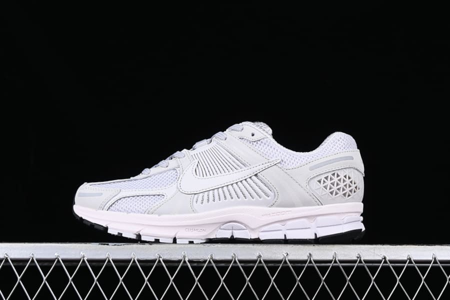 Tênis Nike Zoom Vomero 5 Vast Grey