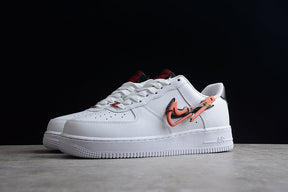 Tênis Nike Air Force 1 Low Carabiner Swoosh Red