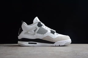 Tênis Air Jordan 4 Military Black