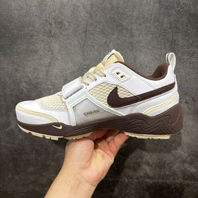 Tênis Nike Zoom Field x Travis Scott Jaxx Chocolate