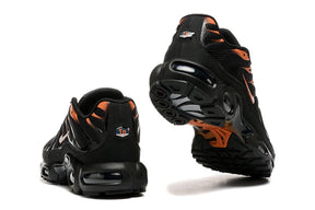 Tênis Air Max TN Plus Dark Obsidian Orange