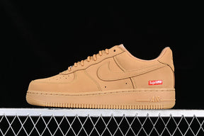 Tênis Nike Air Force 1 Supreme Wheat
