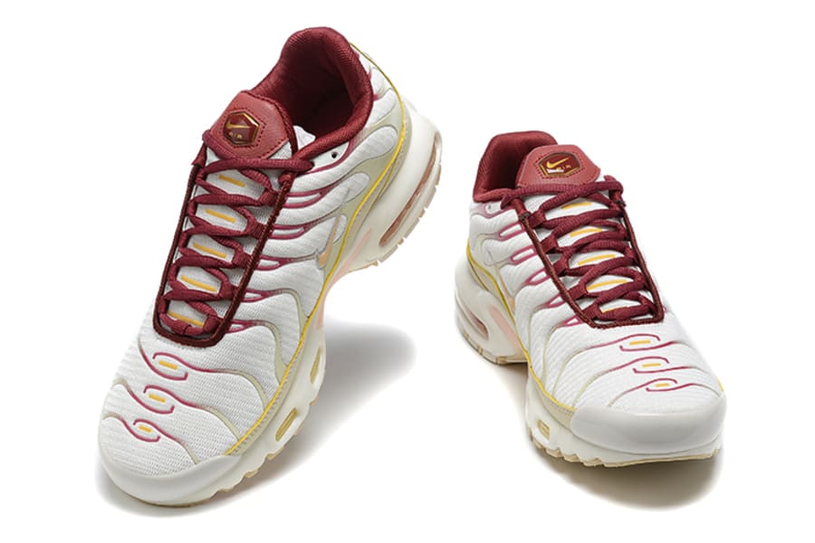 Tênis Air Max TN Plus Sail Team Red