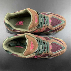 Tênis New Balance 9060 Rich Oak Burgundy