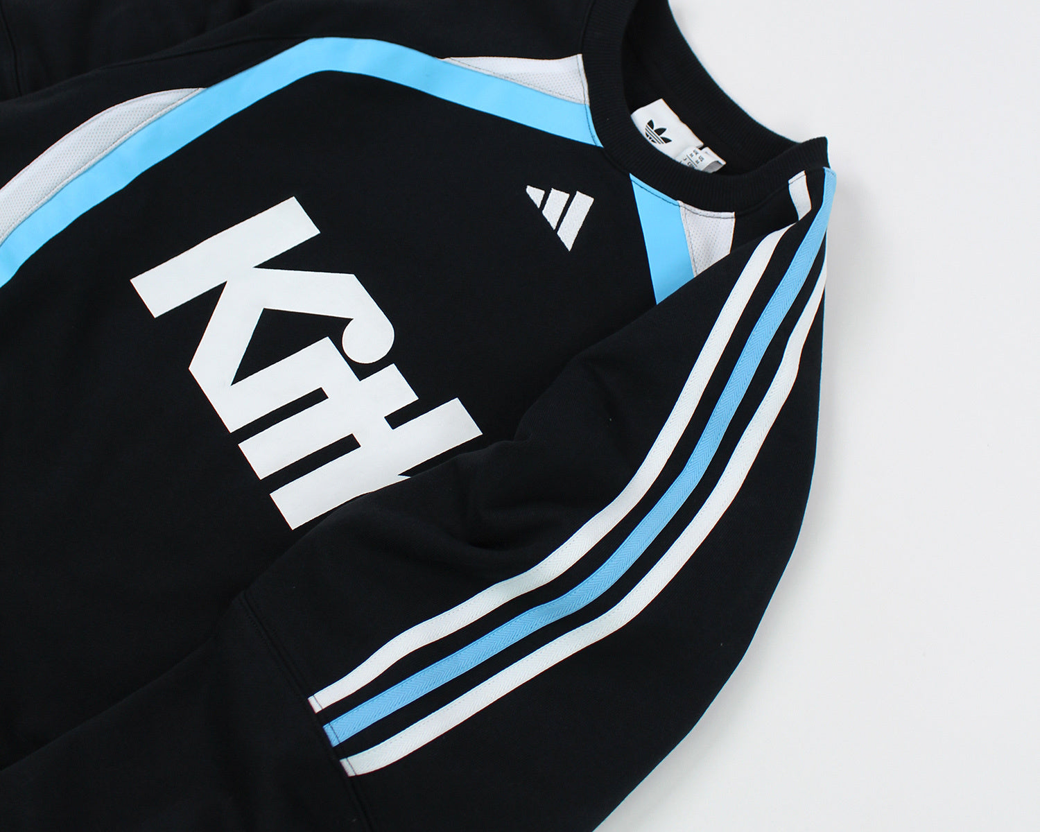 Moletom Adidas x Kith Football Black