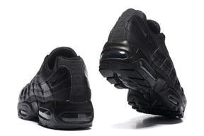 Tênis Nike Air Max 95 Triple Black