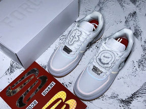 Tênis Nike Air Force 1 x Travis Scott Low Sail