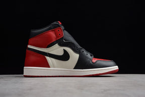 Tênis Air Jordan 1 High OG 'Bred Toe'