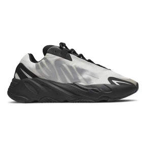 Tênis Adidas Yeezy 700 MNVN Bone