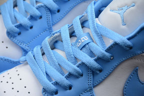 Tênis Jordan 1 Low UNC