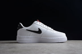 Tênis Nike Air Force 1 Low Carabiner Swoosh Red
