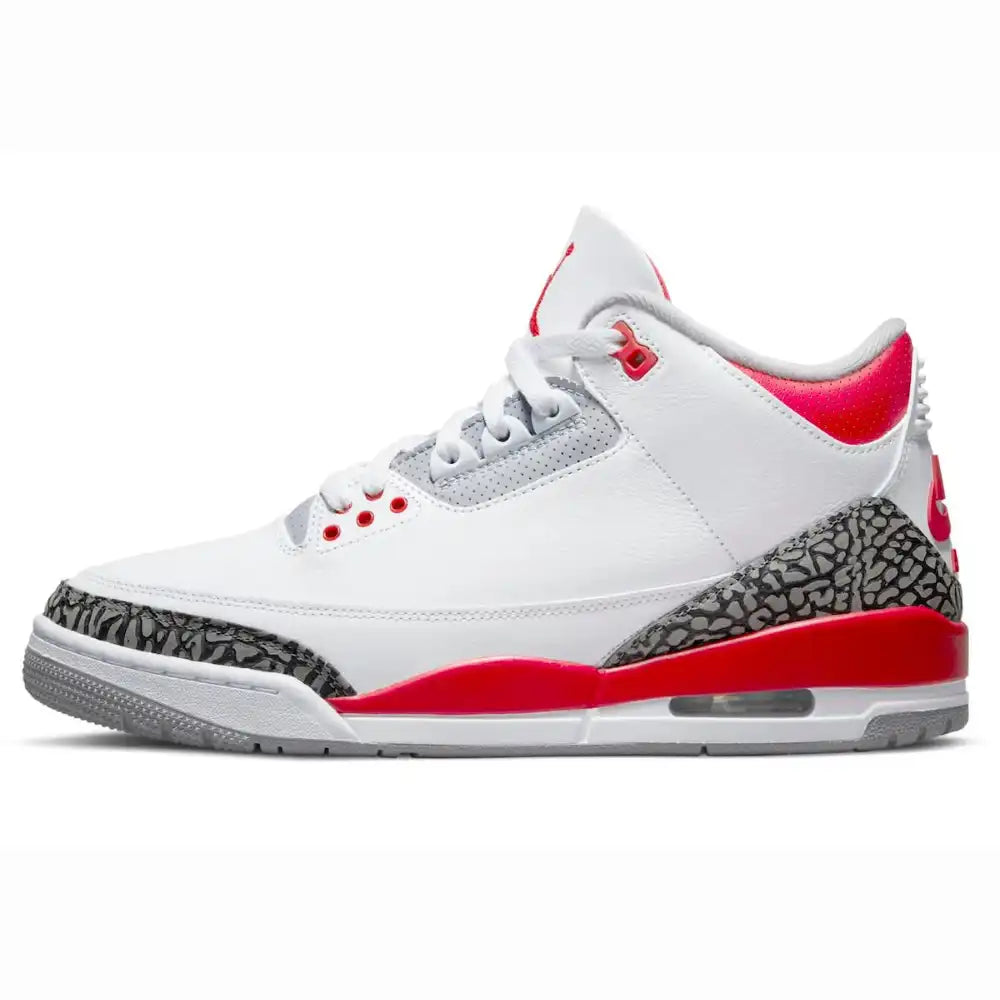 Tênis Air Jordan 3 Fire Red