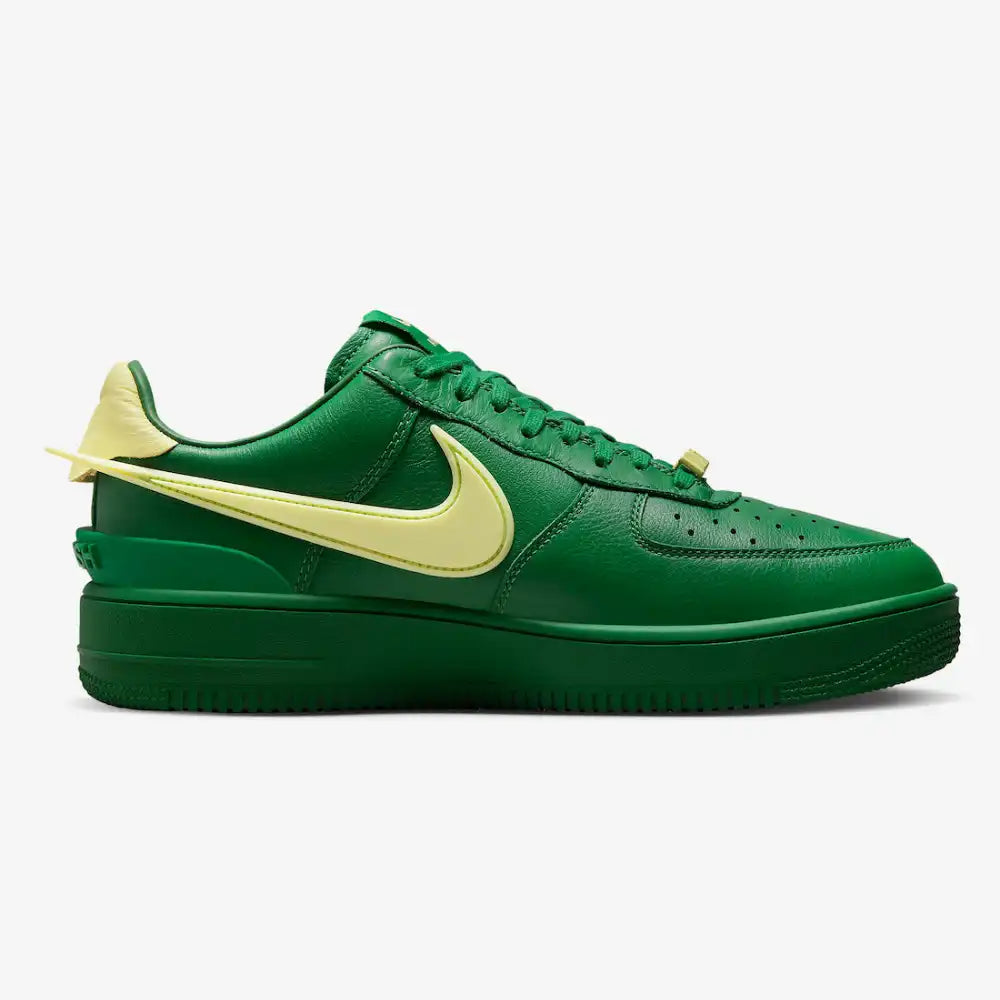 Tênis Nike x Ambush Air Force 1 Low Pine Green and Citron