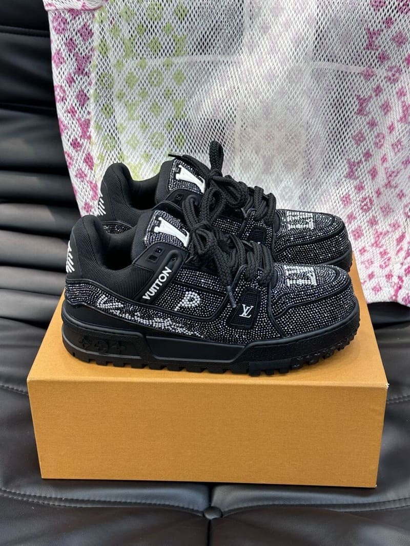 Tênis Louis Vuitton LV Trainer MaxI Black Crystal