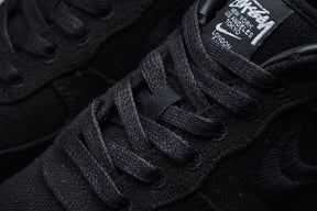 Tênis Nike x Stussy Air Force 1 Triple Black