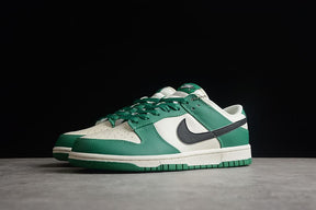 Tênis Nike Dunk Low SE Lottery