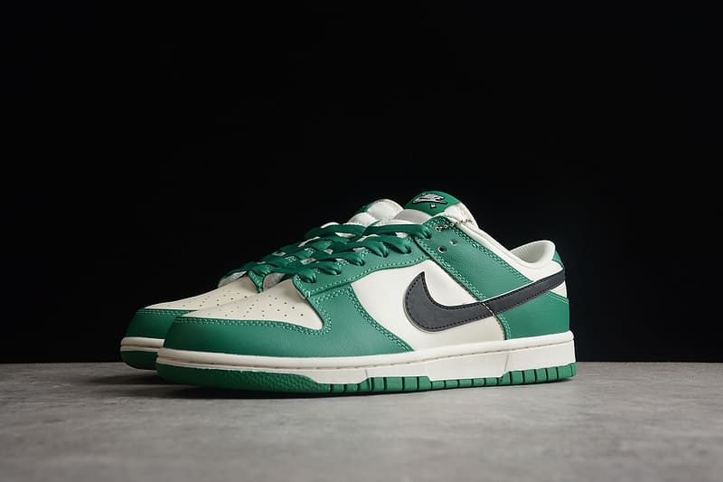 Tênis Nike Dunk Low SE Lottery