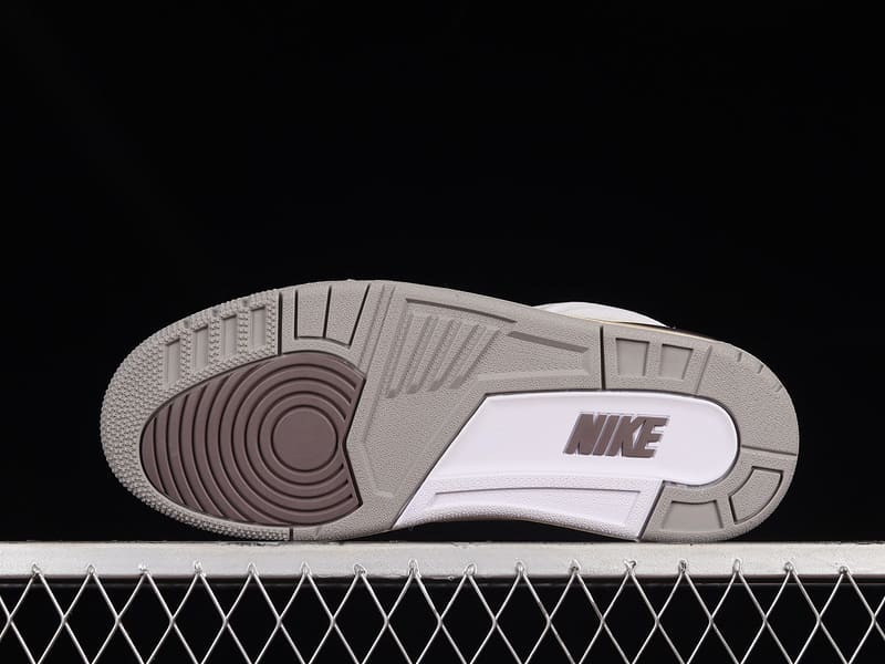 Tênis Air Jordan 3 Retro SP x A Ma Maniere
