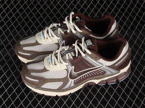 Tênis Nike Zoom Vomero 5 Earth Fossil