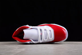 Tênis Air Jordan 11 Retro Cherry