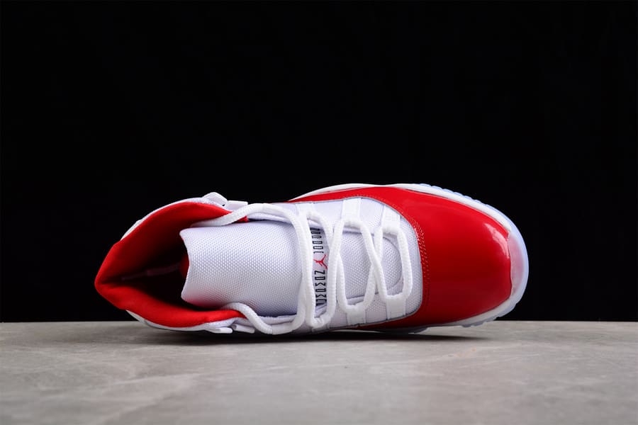 Tênis Air Jordan 11 Retro Cherry