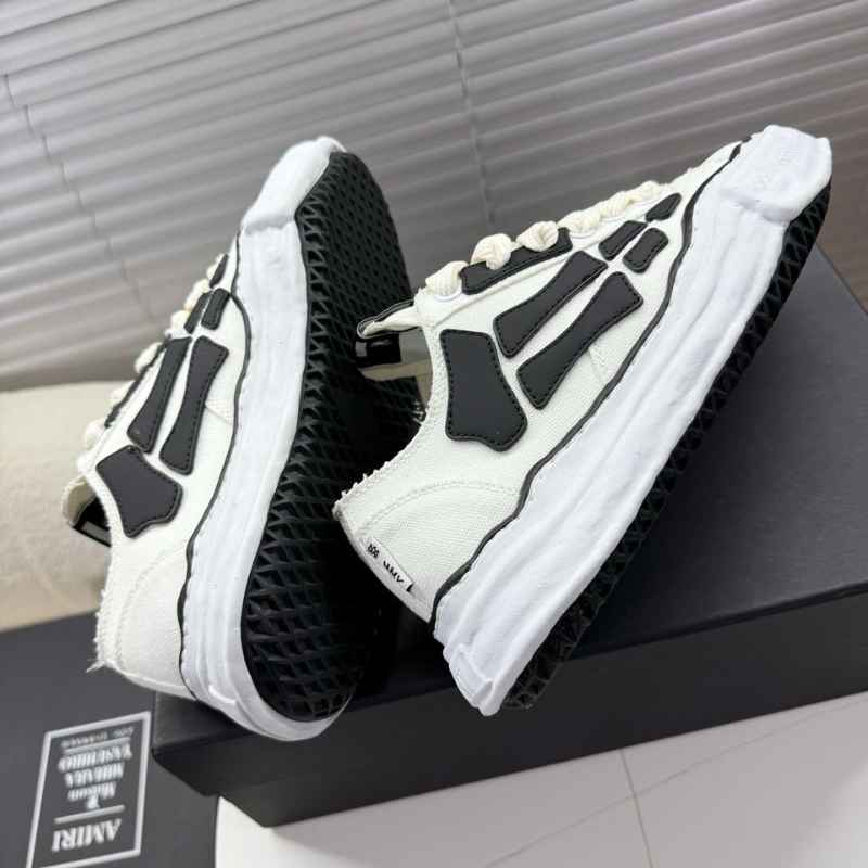 Tênis Amiri Bones x Maison Mihara Yasuhiro White
